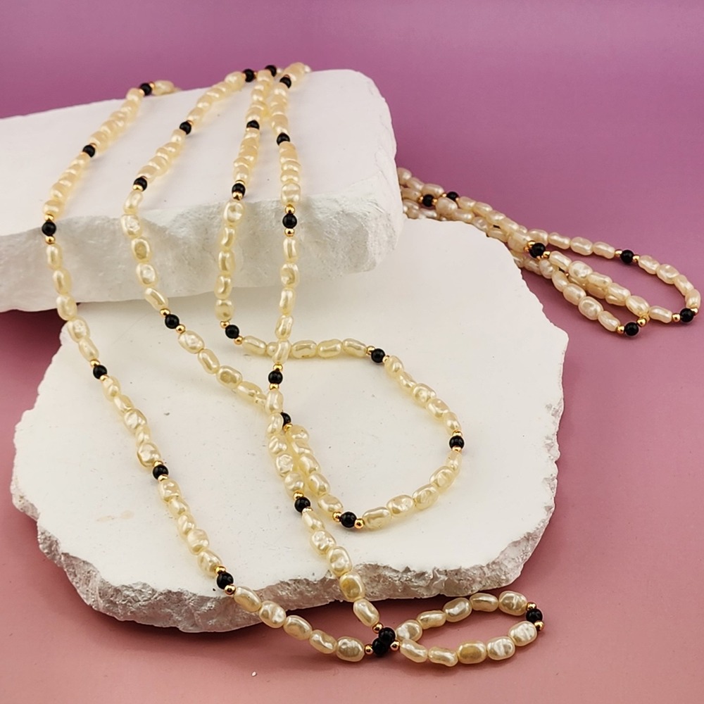 Long Faux Baroque Pearl Black Bead Gold Tone Station Necklace Elegant Layering